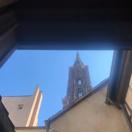 Carre Or Au Pied De La Cathedrale דירה