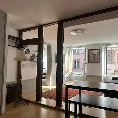 Carre Or Au Pied De La Cathedrale * 斯特拉斯堡